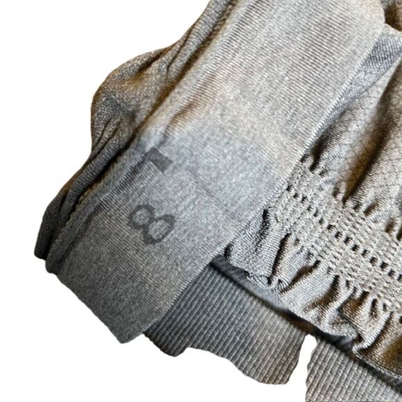 Lululemon In The Flow Crop II Heathered Inkwell 8 - Picture 10 of 11